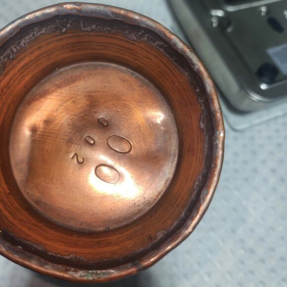 VINTAGE ANTIQUE EUC HAMMERED TINNED COPPER EGYPTIAN PITCHER PATINA - Picture 7 of 8